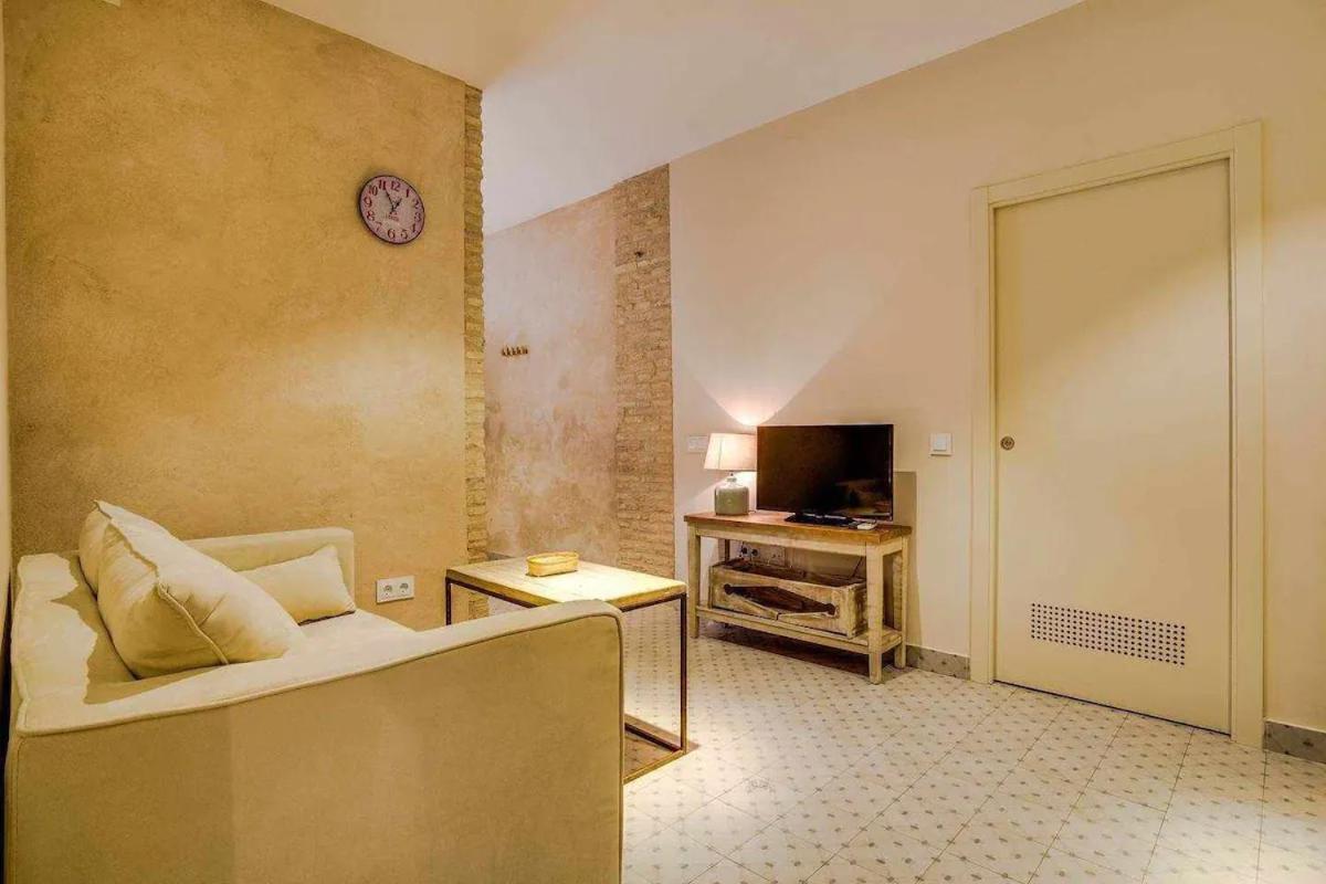 Pureza Triana 88 * Sevilla
